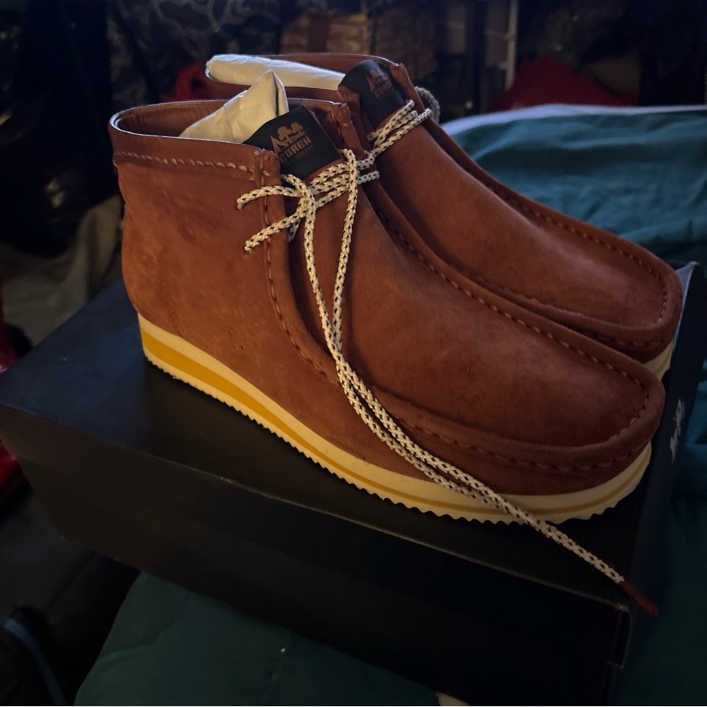 Coach 1941 Sequoia Suede Chukka Boots, Size 9.5D - Picture 6 of 7